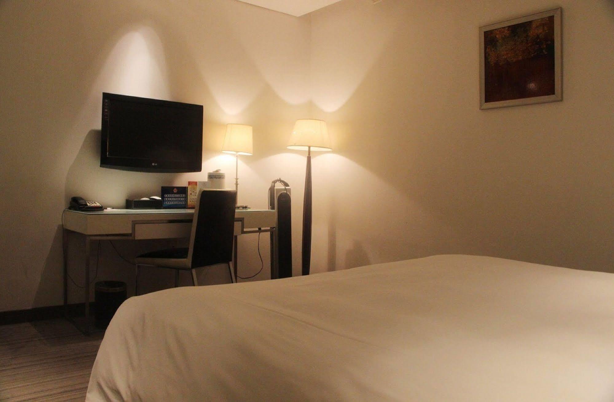 Quality Hotel Olympic Park Пекин Экстерьер фото