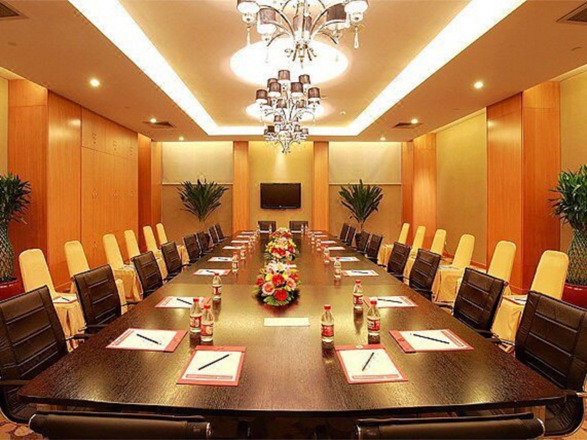 Quality Hotel Olympic Park Пекин Экстерьер фото